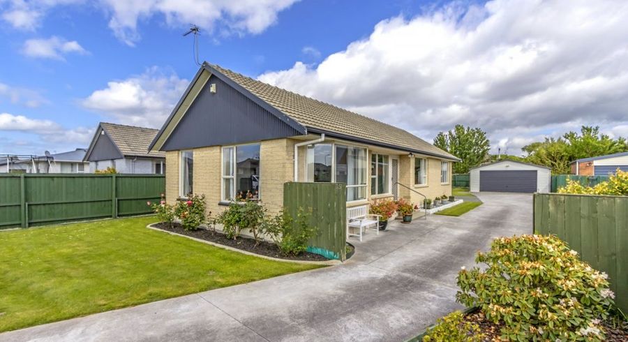  at 35 Farnborough Street, Aranui, Christchurch