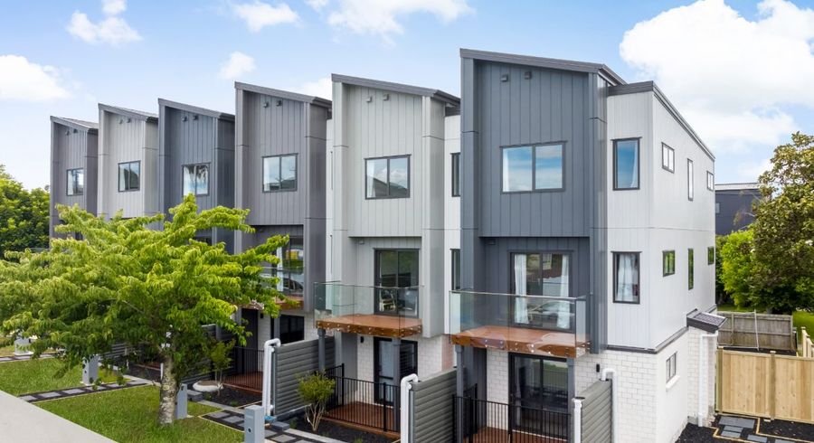  at 118 Ruawai Road, Mount Wellington, Auckland City, Auckland