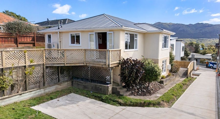  at 5 Mahoe Street, Tawa, Wellington, Wellington