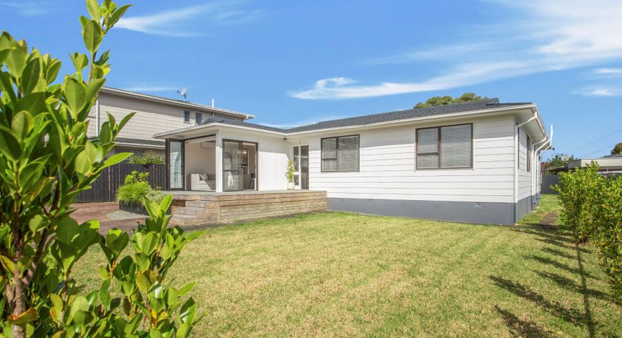  at 136 Riversdale Road, Avondale, Auckland