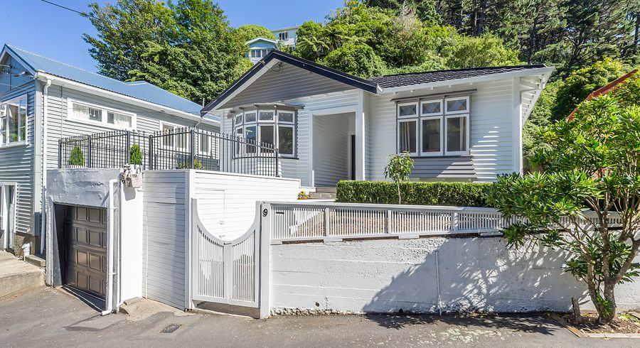  at 9 Adams Terrace, Aro Valley, Wellington