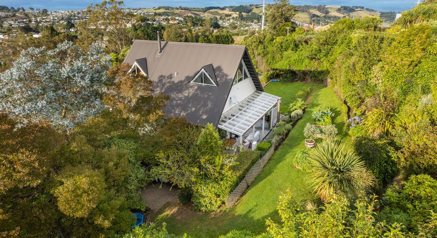  at 121 Mornington Road, Kenmure, Dunedin
