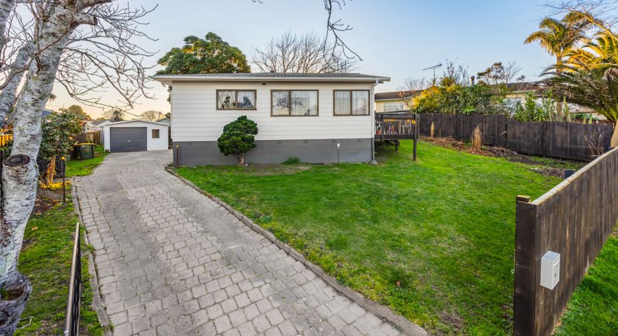  at 16 Limond Street, Randwick Park, Manukau City, Auckland