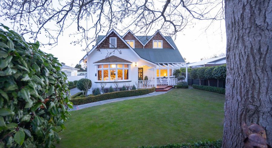  at 244 Victoria Avenue, Hokowhitu, Palmerston North, Manawatu / Whanganui