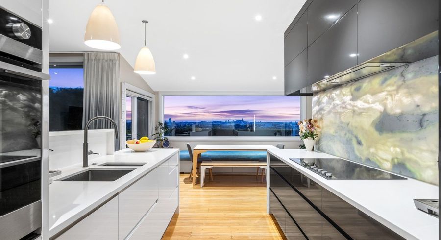  at 21a Castor Bay Road, Castor Bay, North Shore City, Auckland