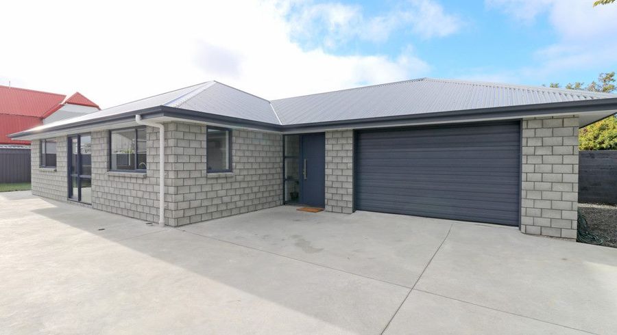  at 74 Inglewood Road, Hawthorndale, Invercargill