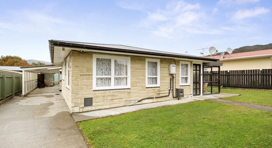  at 38 Parkway, Wainuiomata, Lower Hutt, Wellington