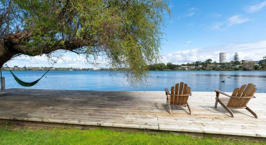  at 306A Hurstmere Road, Takapuna, North Shore City, Auckland