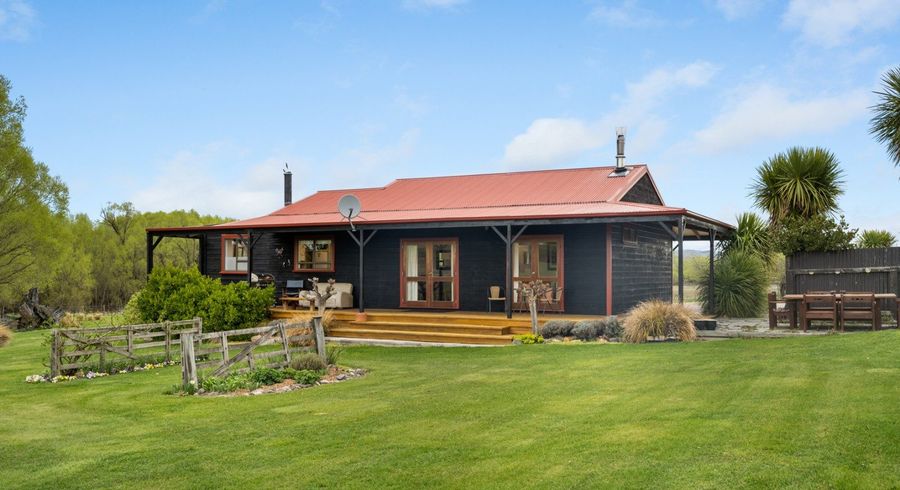  at 3440 Becks-Lauder Road, Lauder, Omakau