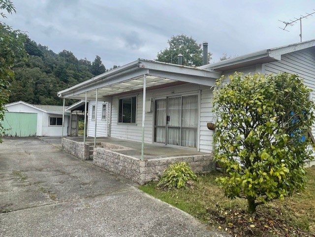  at 67 Main Road, Harihari, Westland, West Coast