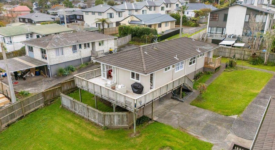  at 1&2/6 Elliott Avenue, Bayview, North Shore City, Auckland