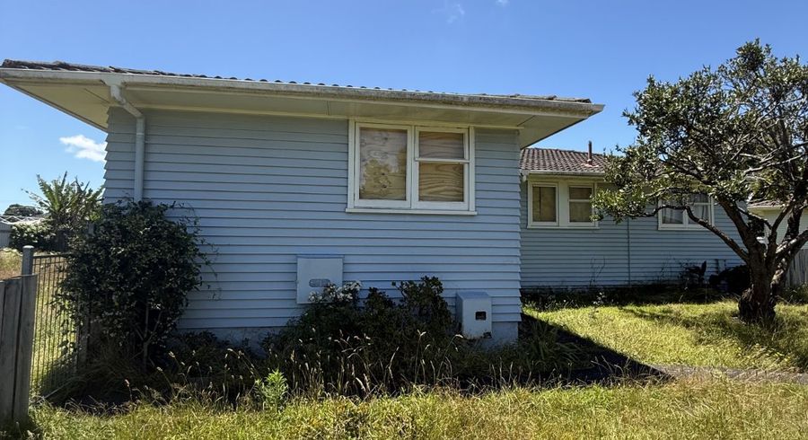  at Mangere East, Manukau City, Auckland