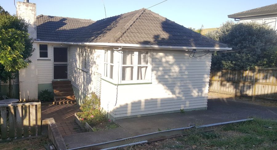  at 1 Marion Avenue, Mount Roskill, Auckland