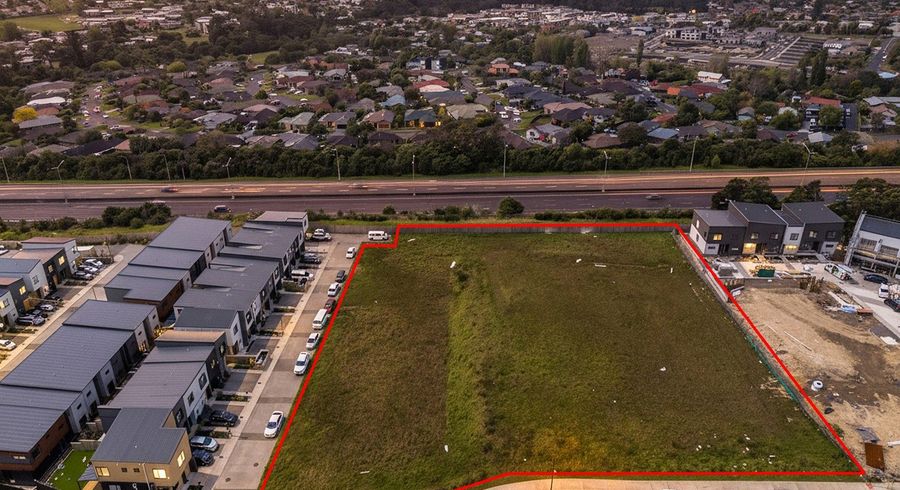  at 2 Tieke Lane, Massey, Waitakere City, Auckland