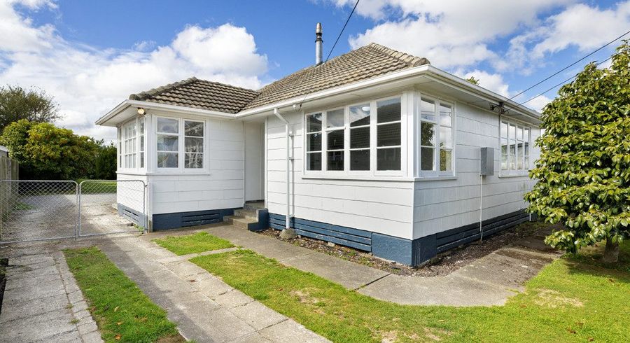  at 9 Virgil Place, Northcote, Christchurch