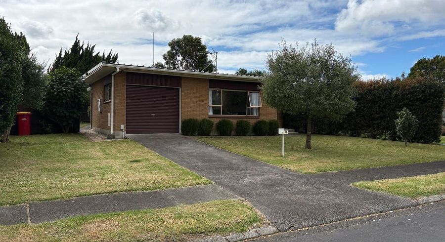  at 1/6 Tatua Place, Conifer Grove, Papakura, Auckland