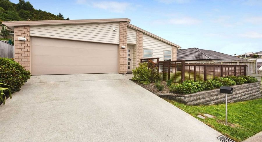  at 76 Staithes Drive North, Whitby, Porirua, Wellington