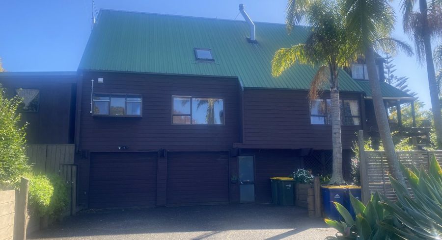  at 44 Redwing Street, Browns Bay, Auckland