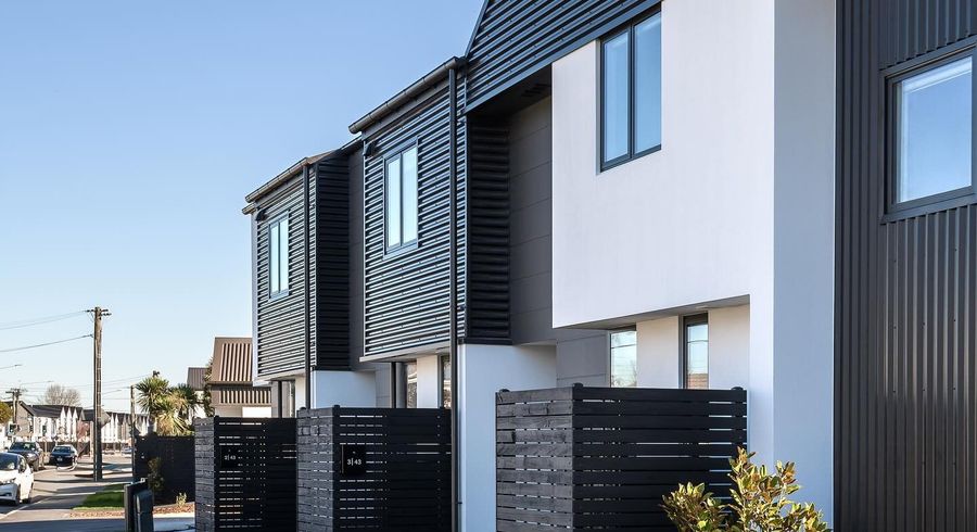  at 2/43 New Brighton Road, Shirley, Christchurch City, Canterbury
