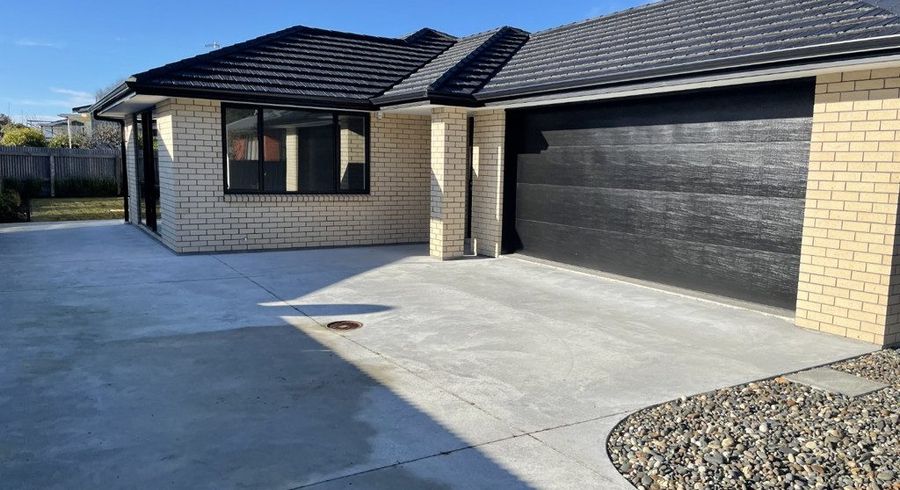  at 215 Queens Drive, Windsor, Invercargill, Southland