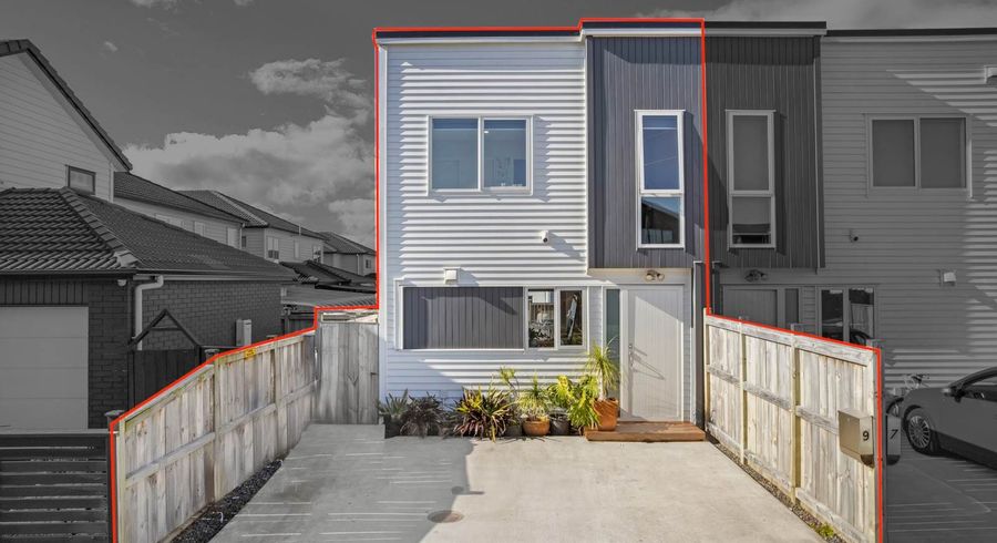  at 9 Freshland Drive, Flat Bush, Manukau City, Auckland