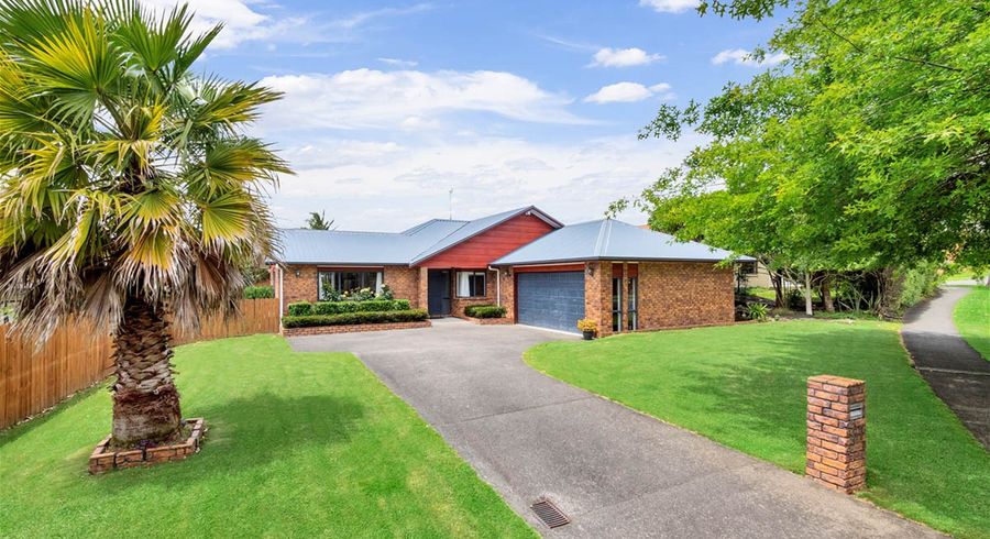  at 51 Sapperton Drive, Henderson, Auckland