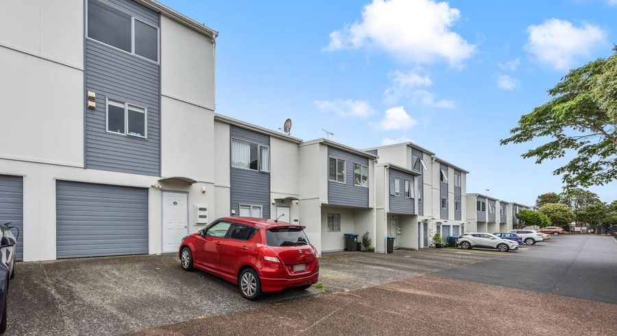  at 16/218 Captain Springs Road, Onehunga, Auckland City, Auckland
