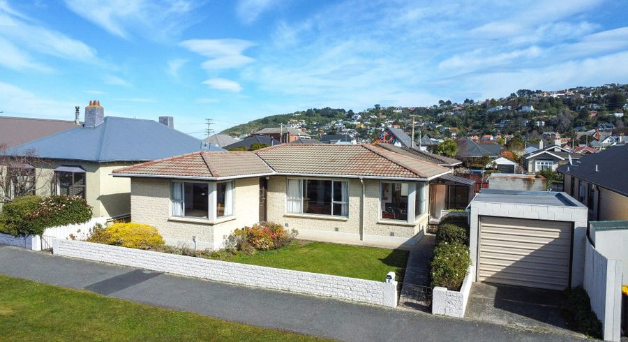  at 8 Nile Street, Saint Clair, Dunedin, Otago
