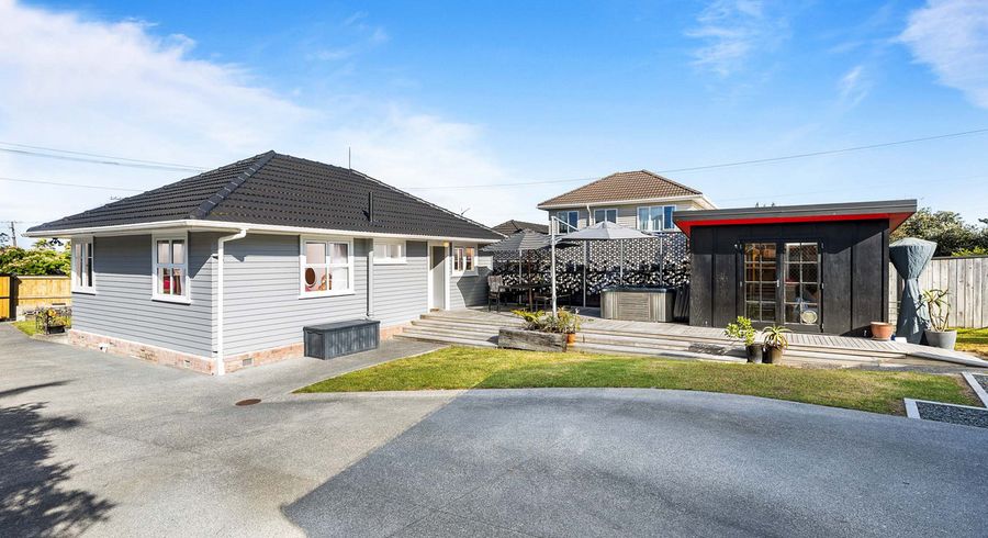  at 7 Cornwall Street, Te Atatu South, Auckland