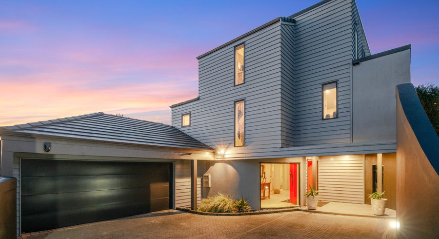  at 2/48 Te Arawa Street, Orakei, Auckland City, Auckland