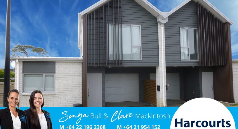  at 1 Springside Court, Huntington, Hamilton