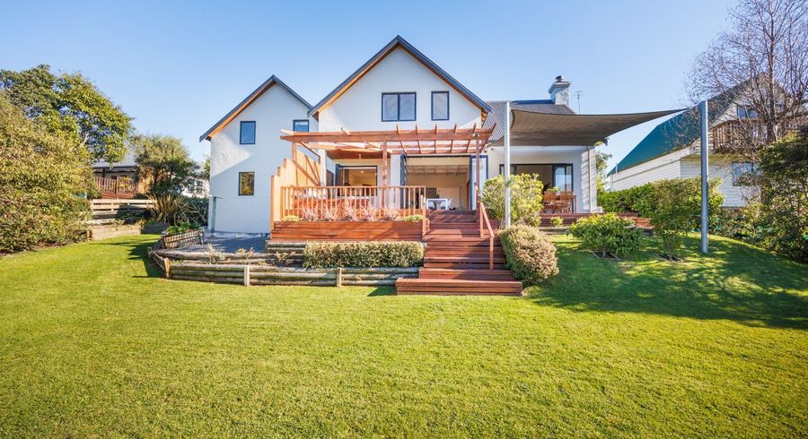  at 20 Cashmere Drive, Fitzherbert, Palmerston North, Manawatu / Whanganui