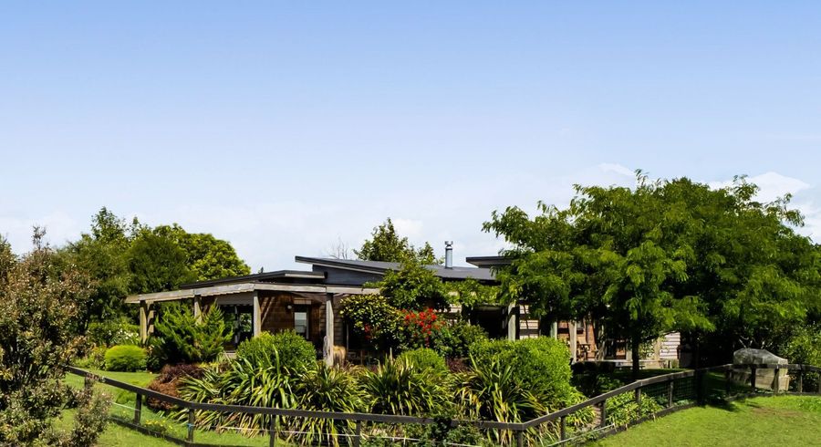  at 88 Te Arei Road East, Lepperton, New Plymouth, Taranaki