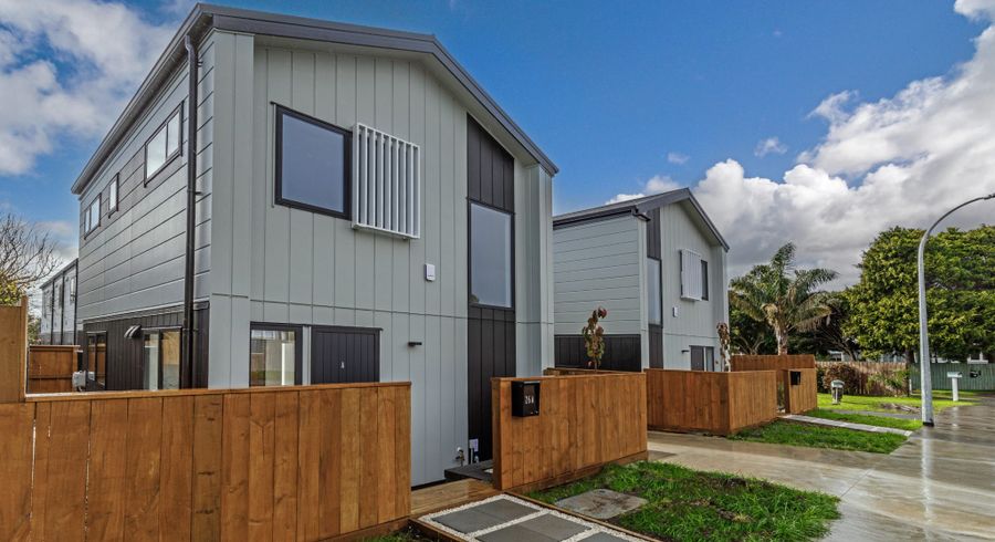  at 26A, E, F Enderby Drive, Te Atatu Peninsula, Waitakere City, Auckland