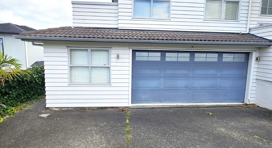  at 10A Errigal Close, Pinehill, North Shore City, Auckland