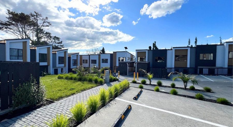  at 42 Don Oliver Lane, Glen Eden, Waitakere City, Auckland