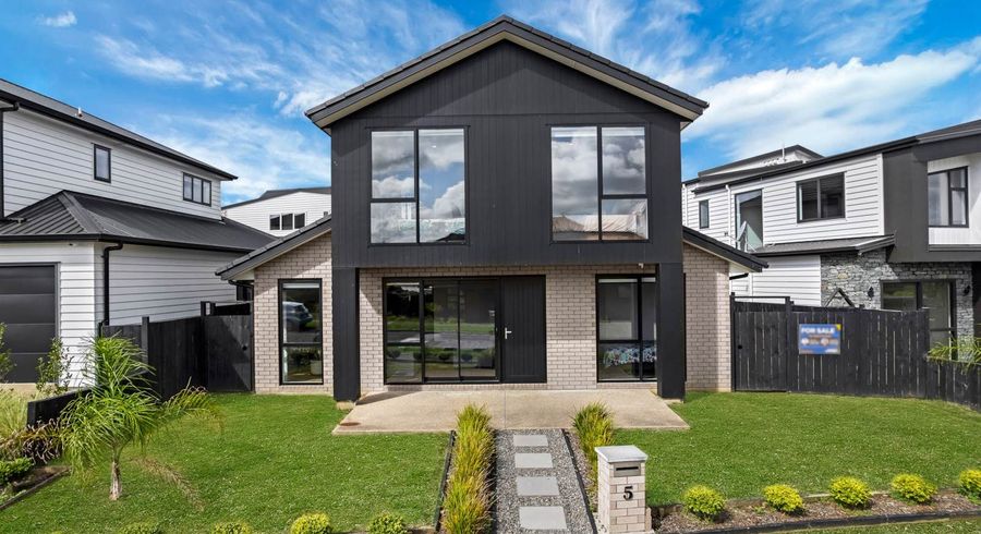  at 5 Emerald Avenue, Rosehill, Papakura, Auckland