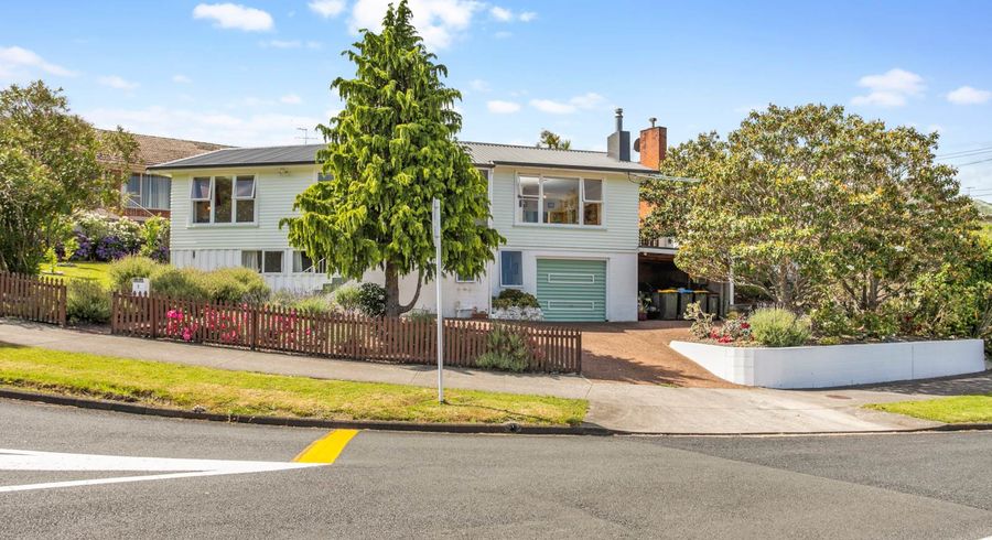  at 1 Trevola Street, New Windsor, Auckland