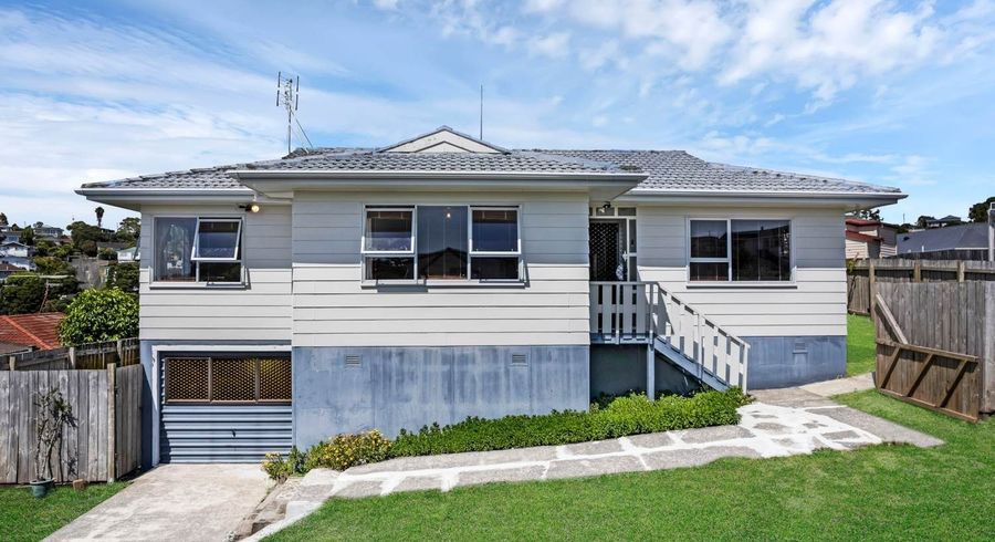  at 14 Tetrarch Place, Totara Vale, North Shore City, Auckland