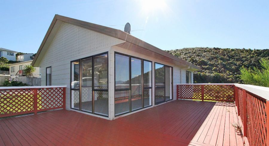  at 24 Cathie Place, Karori, Wellington, Wellington