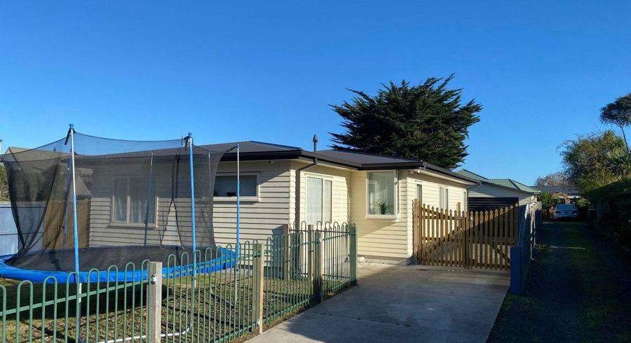  at 200 Keyes Road, New Brighton, Christchurch