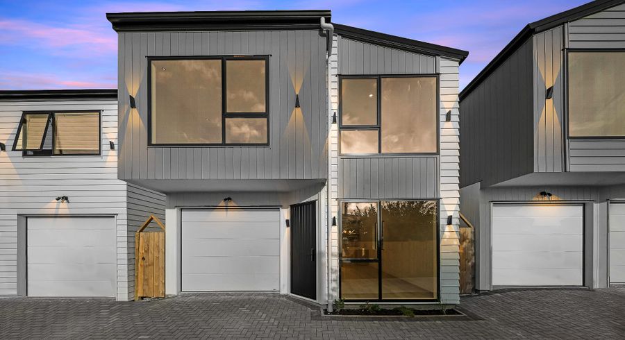  at Lot 2/19 Omagh Avenue, Papatoetoe, Manukau City, Auckland