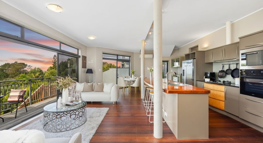  at 937A East Coast Road, Torbay, North Shore City, Auckland