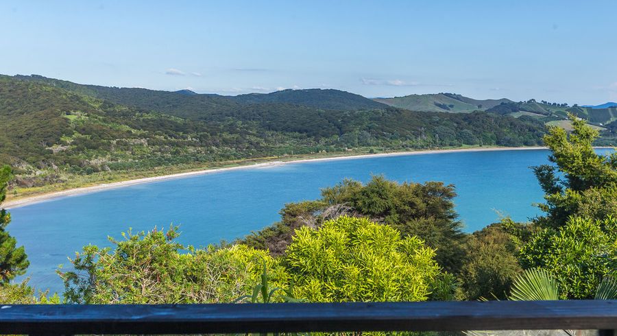  at 6 Bella Vista Road, Ōmiha, Waiheke Island