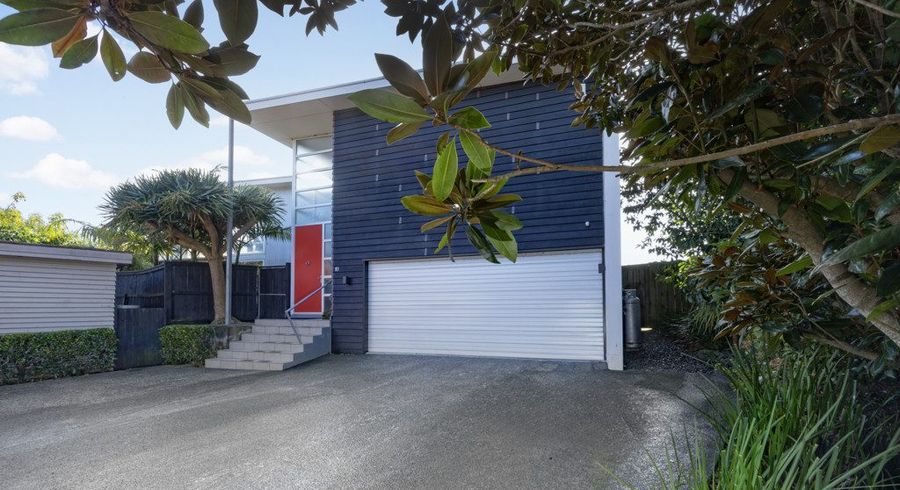  at 10 Barrister Avenue, Mount Roskill, Auckland