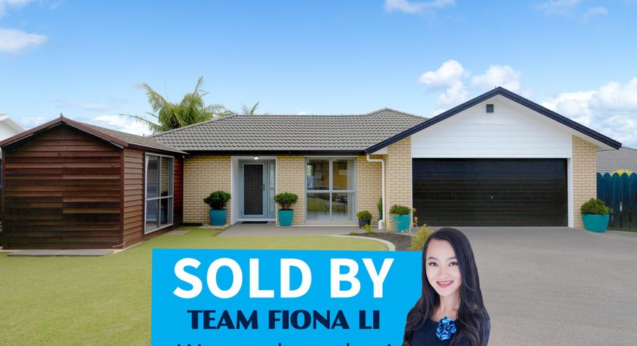  at 28 Heversham Place, Glendene, Auckland