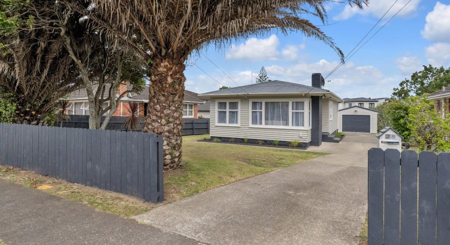  at 28 Graeme Avenue, Mangere East, Auckland