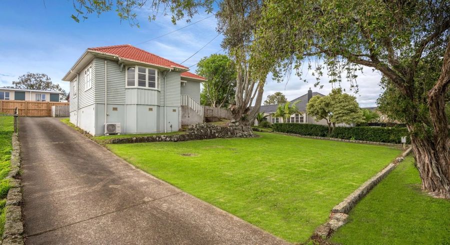  at 4 Massey Avenue, Greenlane, Auckland City, Auckland