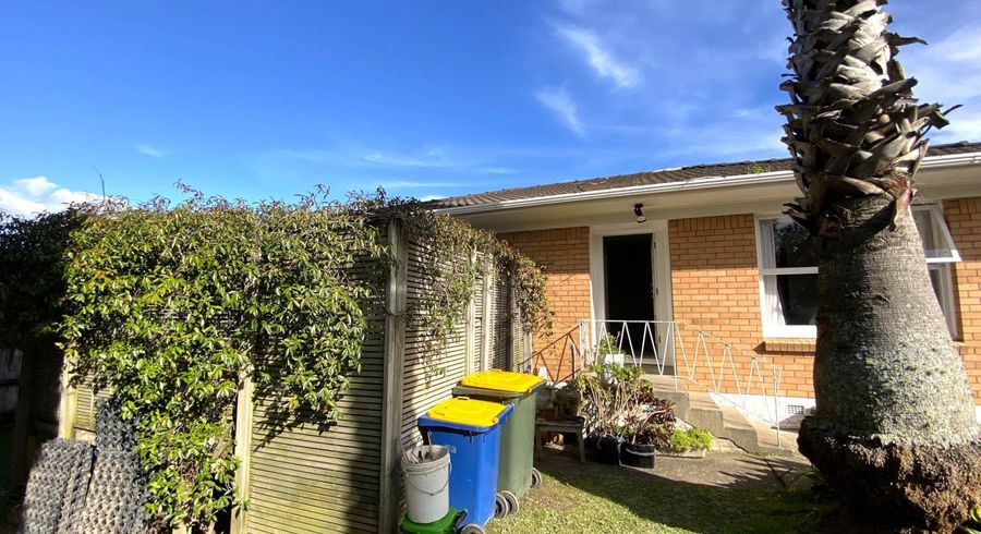  at 2/8A Belmont Terrace, Milford, North Shore City, Auckland