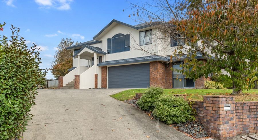  at 9 Guernsey Place, Grandview Heights, Hamilton, Waikato